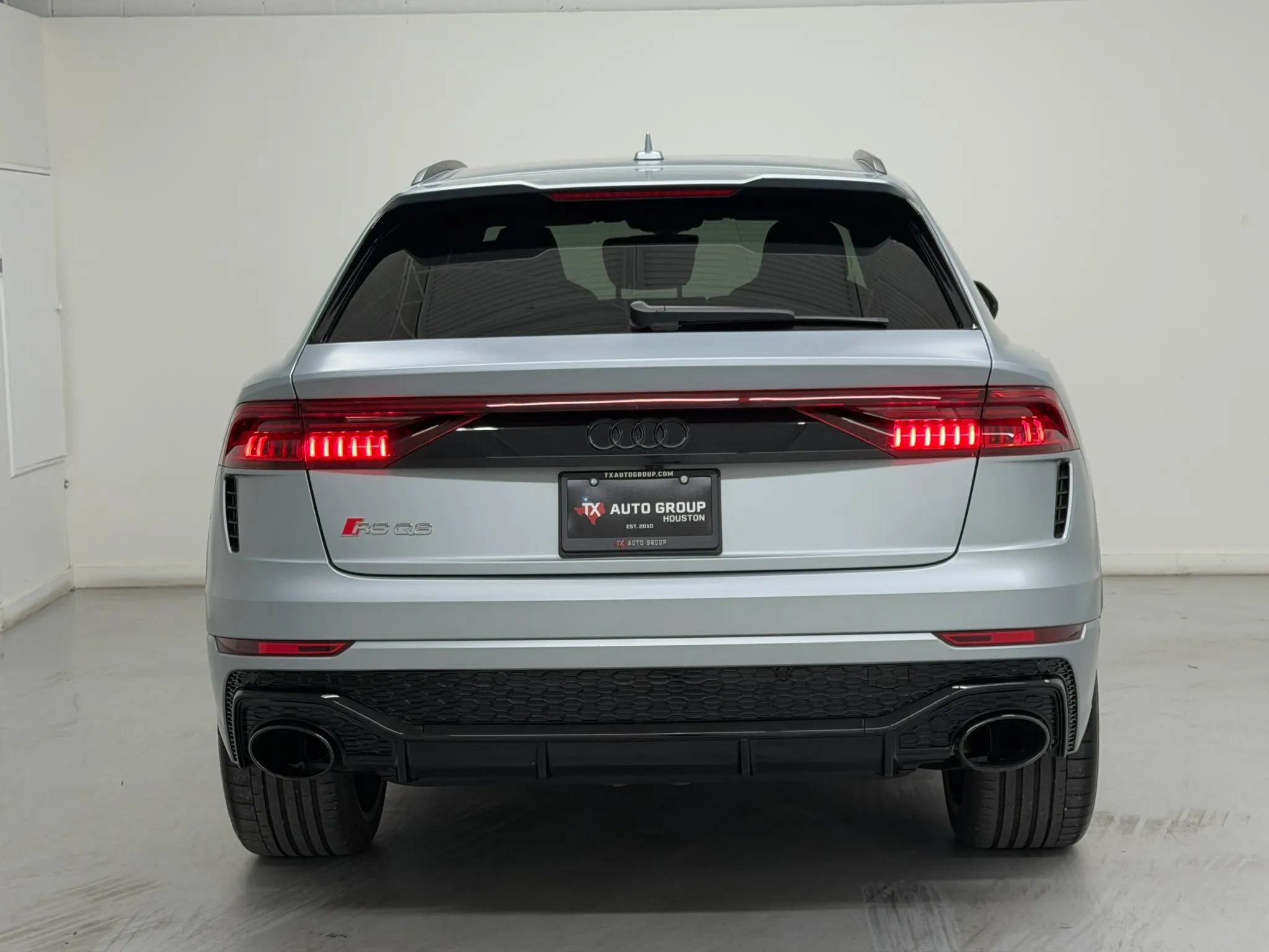 Used 2023 Audi RS Q8 w/ Black Optic Package AWD/4WD image 7