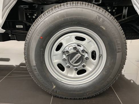 New 2026 Ford F350 XL w/ XL Chrome Package image 7
