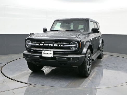 New 2025 Ford Bronco Outer Banks image 28