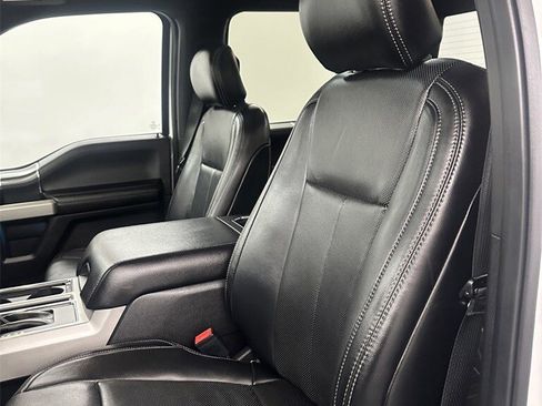 Used 2018 Ford F150 Lariat image 13