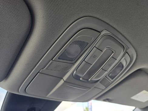 Used 2020 Hyundai Santa Fe SE AWD/4WD image 23