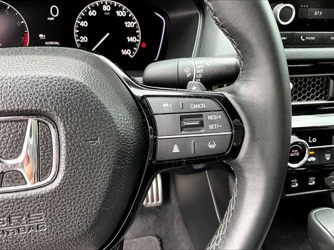 Used 2025 Honda Civic Sport image 24