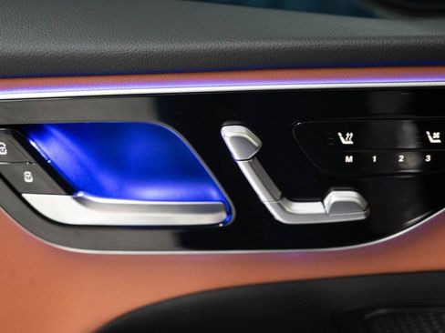 Certified 2026 Mercedes-Benz C 300 Sedan image 18