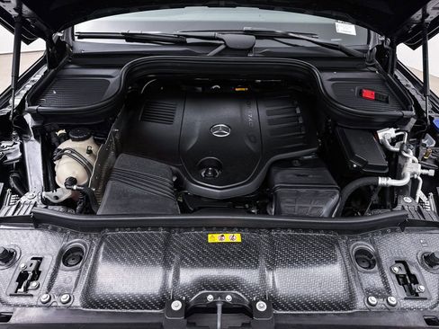 Used 2024 Mercedes-Benz GLS 450 4MATIC image 27