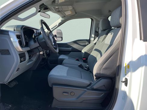 New 2026 Ford F350 XLT w/ 360-Degree Camera Package AWD/4WD image 10