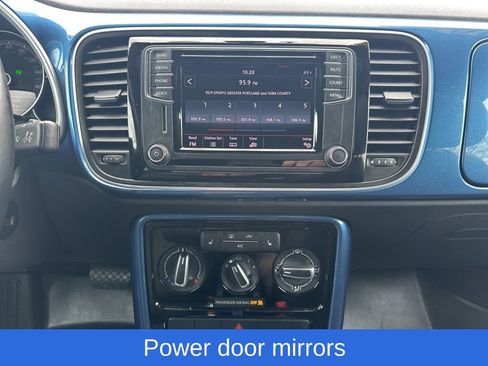 Used 2017 Volkswagen Beetle 1.8T SE image 22