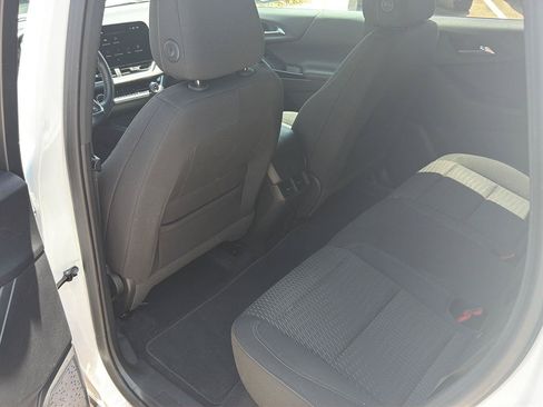 Used 2026 Chevrolet Equinox LT FWD image 13