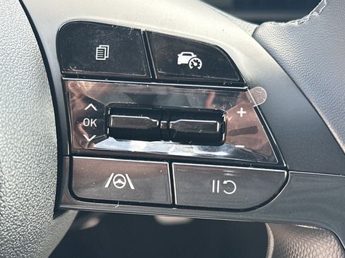 New 2026 Hyundai Elantra Sport FWD image 21