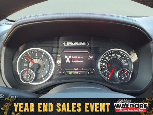 Used 2025 RAM 1500 Laramie image 18