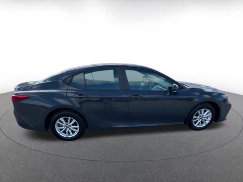 Used 2025 Toyota Camry LE image 16