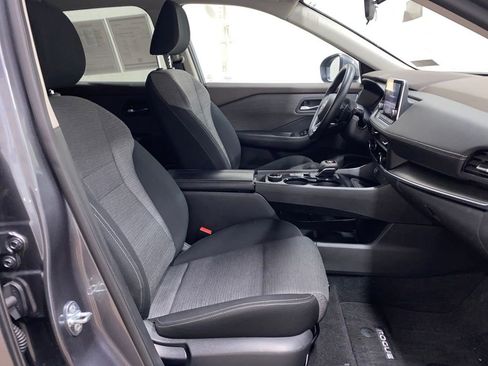 Used 2023 Nissan Rogue SV image 21