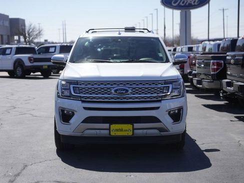 Used 2021 Ford Expedition Platinum image 3