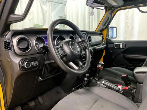 Used 2021 Jeep Wrangler Sport image 8