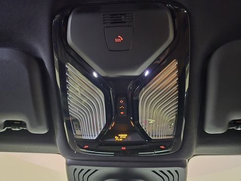 Used 2023 BMW X3 xDrive30i w/ Premium Package image 28