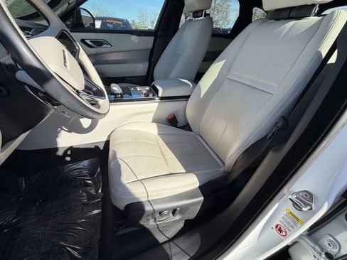 Used 2022 Land Rover Range Rover Velar R-Dynamic S image 19