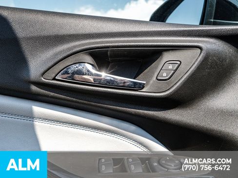 Used 2024 Chevrolet Trax LT image 54