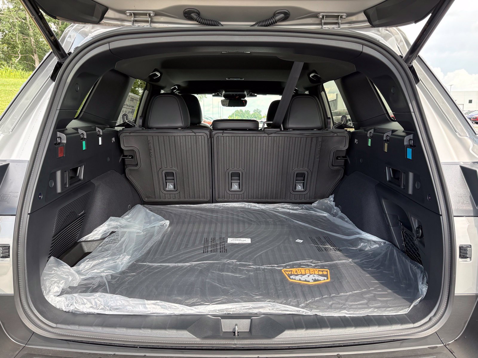 New 2026 Subaru Outback Wilderness w/ Wilderness Package AWD/4WD image 12