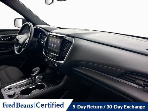 Used 2023 Chevrolet Traverse LT AWD/4WD image 27