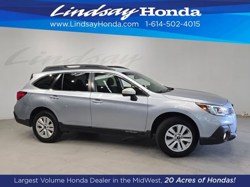 Used 2018 Subaru Outback 2.5i Premium image 3