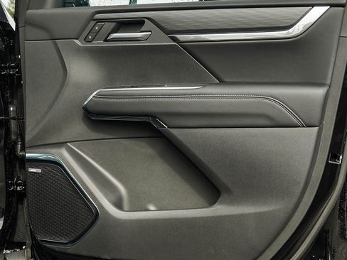 New 2026 GMC Acadia Elevation w/ Black Edition AWD/4WD image 10