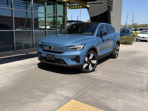 Used 2023 Volvo C40 P8 Recharge Ultimate AWD/4WD image 2