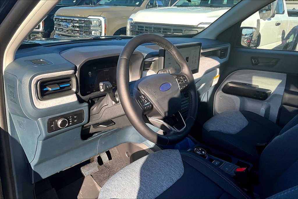 New 2026 Ford Maverick XLT w/ XLT Luxury Package FWD image 6