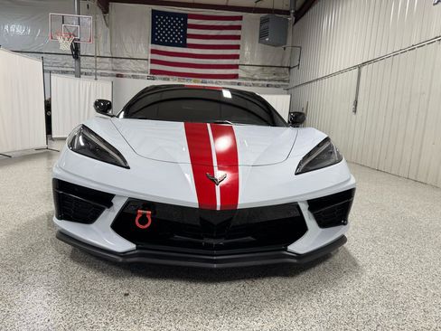 Used 2021 Chevrolet Corvette Stingray Preferred Cpe w/ Z51 Performance Package image 4