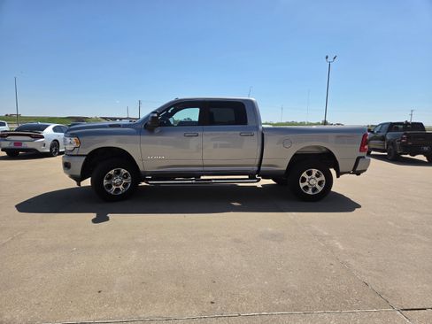 Used 2024 RAM 2500 Big Horn w/ Safety Group AWD/4WD image 5