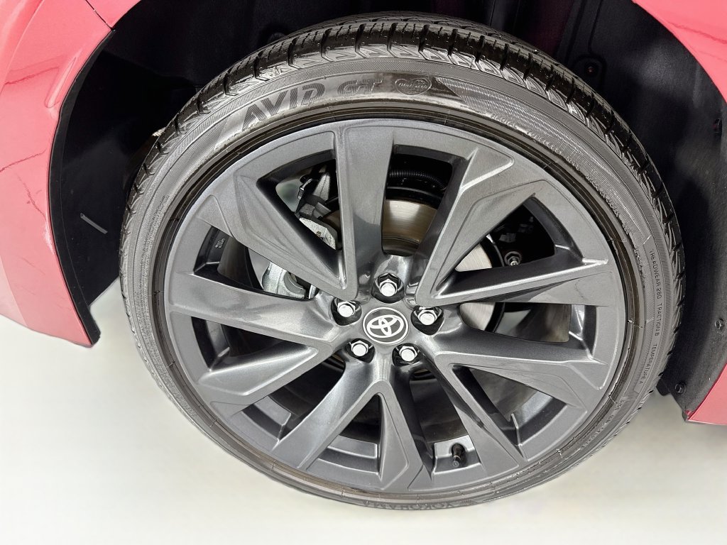 Used 2026 Toyota Corolla SE w/ Carpet Mat Package (TMS) FWD image 31