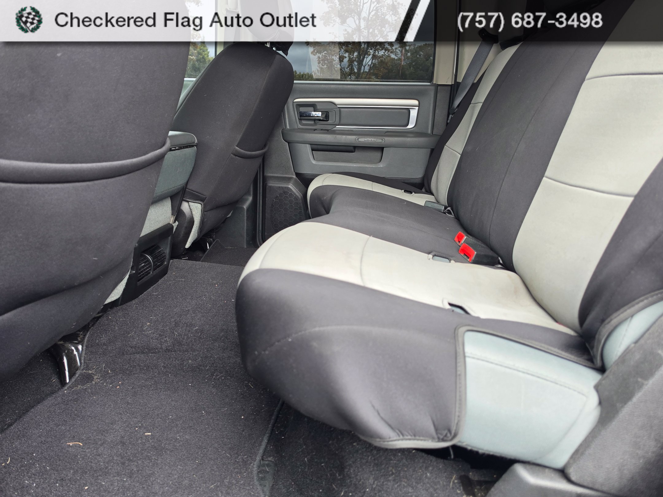 Used 2019 RAM 1500 Classic SLT w/ Luxury Group AWD/4WD image 19