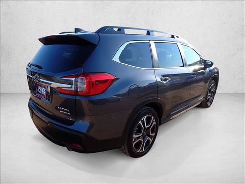 Used 2025 Subaru Ascent Limited w/ Popular Package #2 AWD/4WD image 4