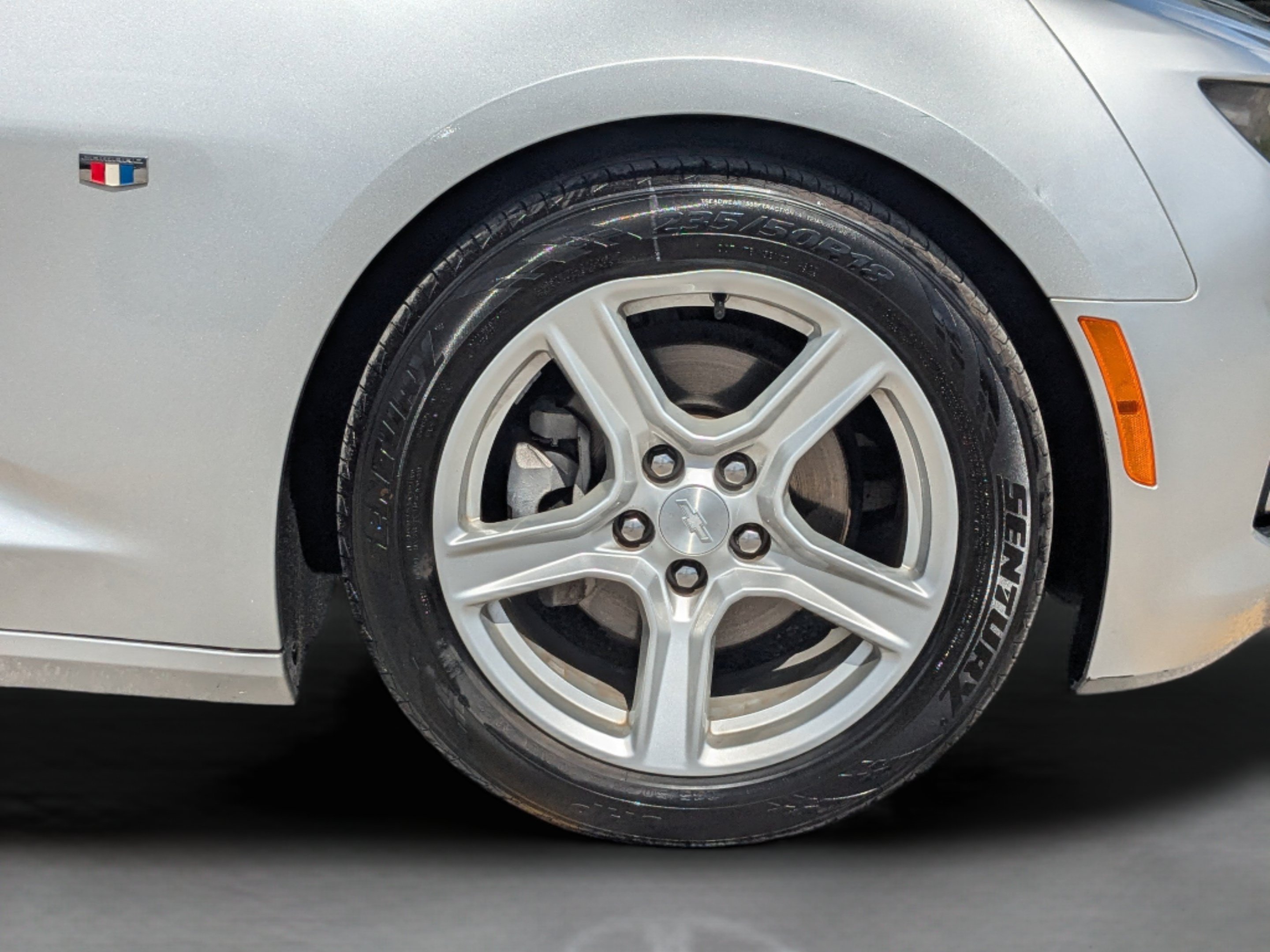 Used 2019 Chevrolet Camaro LT RWD image 11
