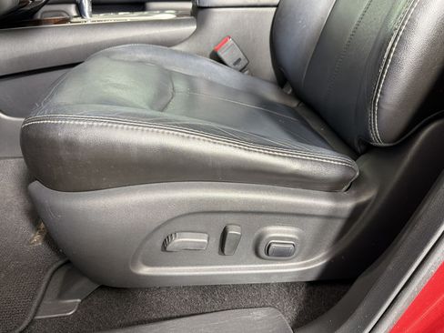 Used 2013 Nissan Pathfinder SL w/ SL Premium Pkg FWD image 11