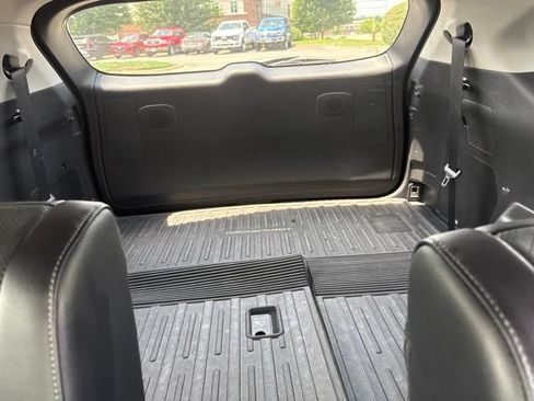 Used 2022 Toyota Highlander Platinum AWD/4WD image 28