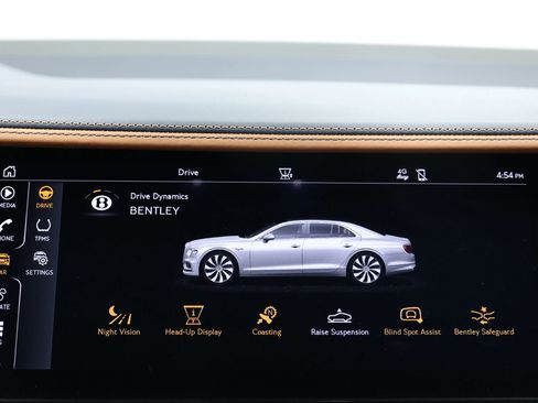 Used 2022 Bentley Flying Spur V8 AWD/4WD image 30