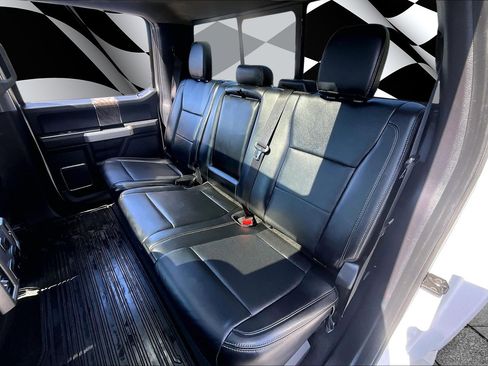 Certified 2019 Ford F250 Lariat image 26