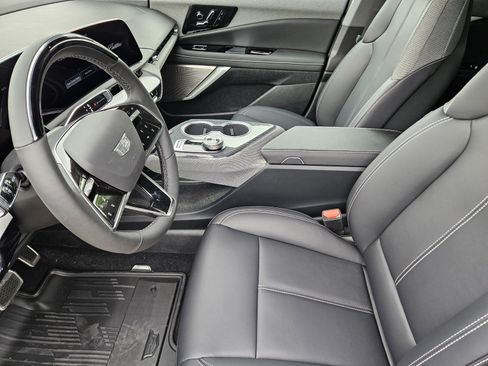 New 2026 Cadillac Optiq Luxury 1 RWD image 9