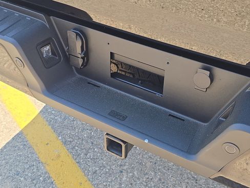 Certified 2022 Ford F150 XLT w/ Equipment Group 302A High image 9