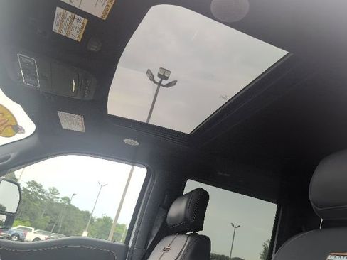 Used 2024 Ford F350 Platinum image 18