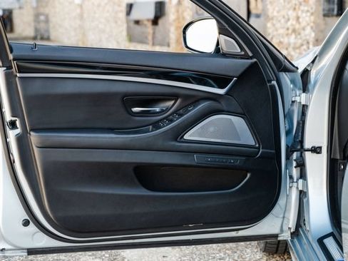 Used 2013 BMW M5 RWD image 57