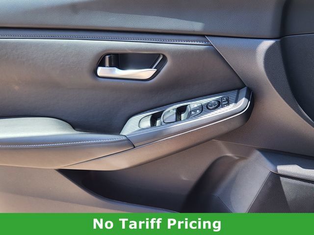 Used 2025 Nissan Sentra SV w/ All-Weather Package FWD image 22