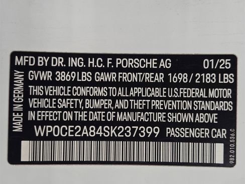Certified 2025 Porsche 718 Boxster Spyder RS image 10