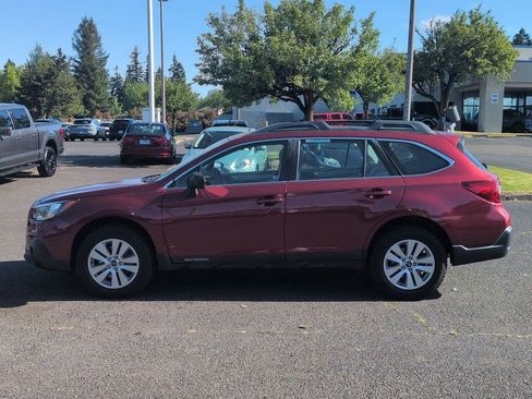 Used 2018 Subaru Outback 2.5i AWD/4WD image 2
