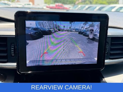 Used 2020 Ford Explorer XLT w/ Equipment Group 202A RWD image 18