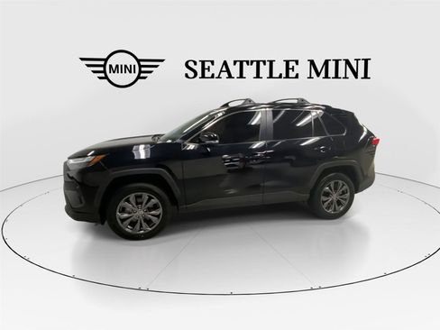 Used 2024 Toyota RAV4 XLE Premium w/ Weather Package AWD/4WD image 6