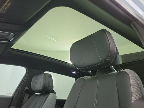 Certified 2024 Cadillac Lyriq Tech RWD image 17