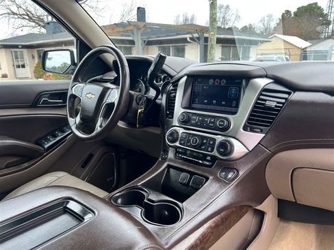 Used 2015 Chevrolet Tahoe LT image 22