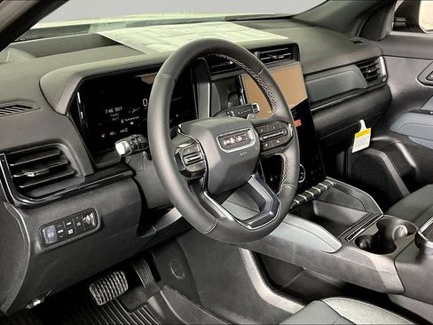 New 2026 GMC Terrain AT4 w/ LPO, Floor Liner Package AWD/4WD image 7