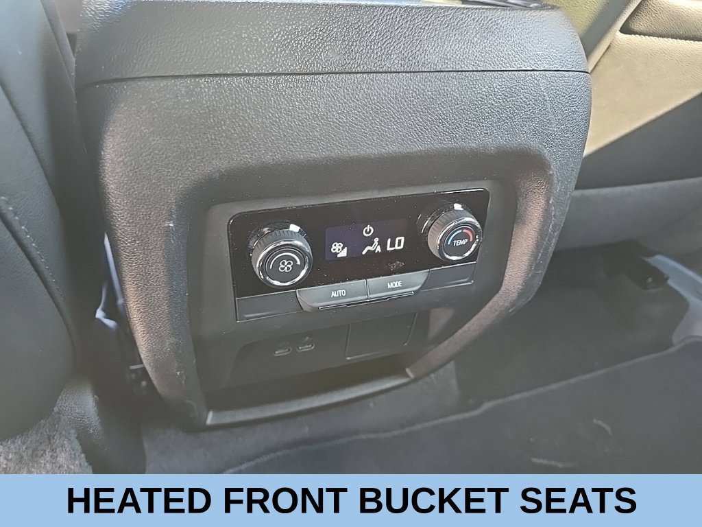 Used 2026 Chevrolet Traverse LT AWD/4WD image 17