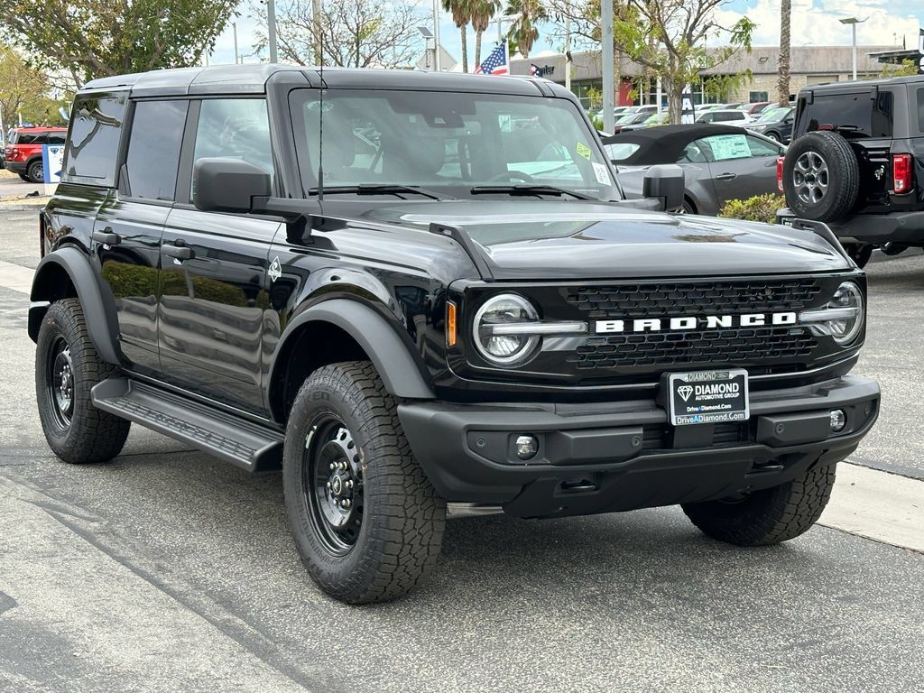 New 2026 Ford Bronco Outer Banks AWD/4WD image 10